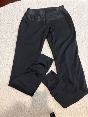 Black Women's Athletic Leggings